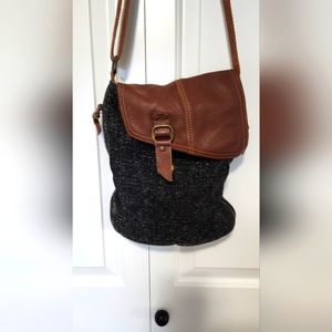Charcoal Jute & Leather Expandable Crossbody